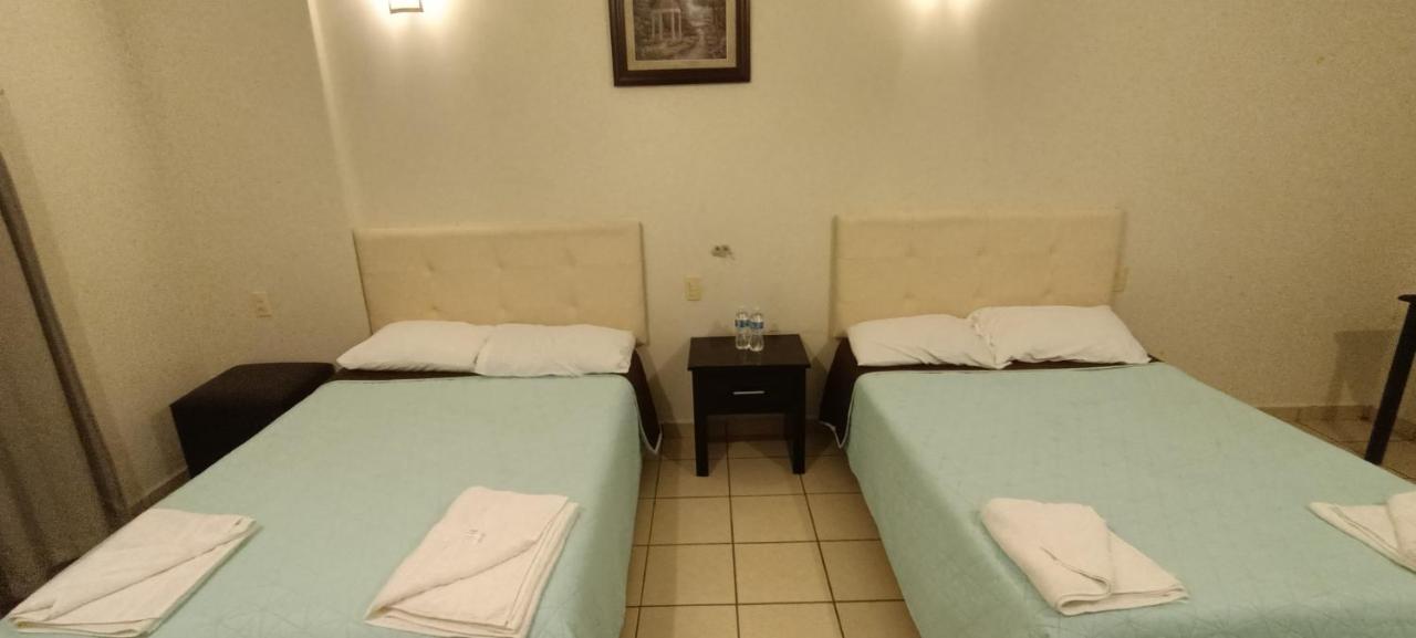 Río Verde Hotel La Estancia מראה חיצוני תמונה